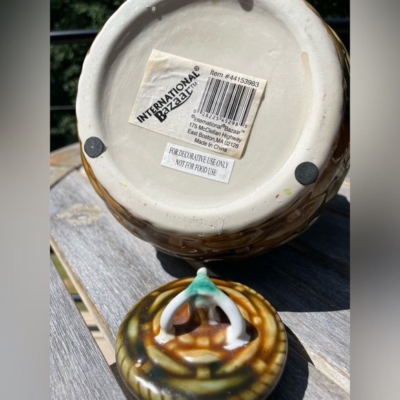 Majolica Style Basket Weave Bamboo Tea Pot - Picture 7 of 9